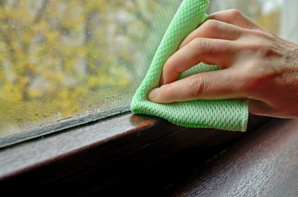 Feuchtigkeit kann in der Wohnung überall auftreten Feuchtigkeit kann in der Wohnung ueberall auftreten