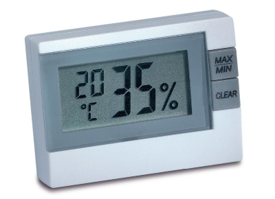 thermo-hygrometer-9025-waschraum-im-keller-lueften